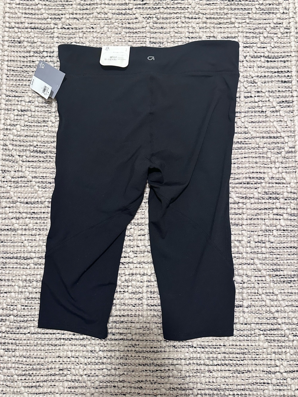 Gap Woman’s Black Active Knee Capri Leggings - Picture 4 of 5